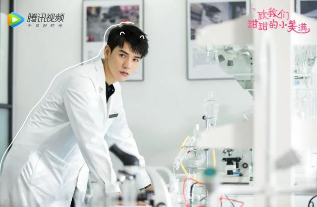 钟无寐迎来了他的最终结局，演员龚俊却一直在路上