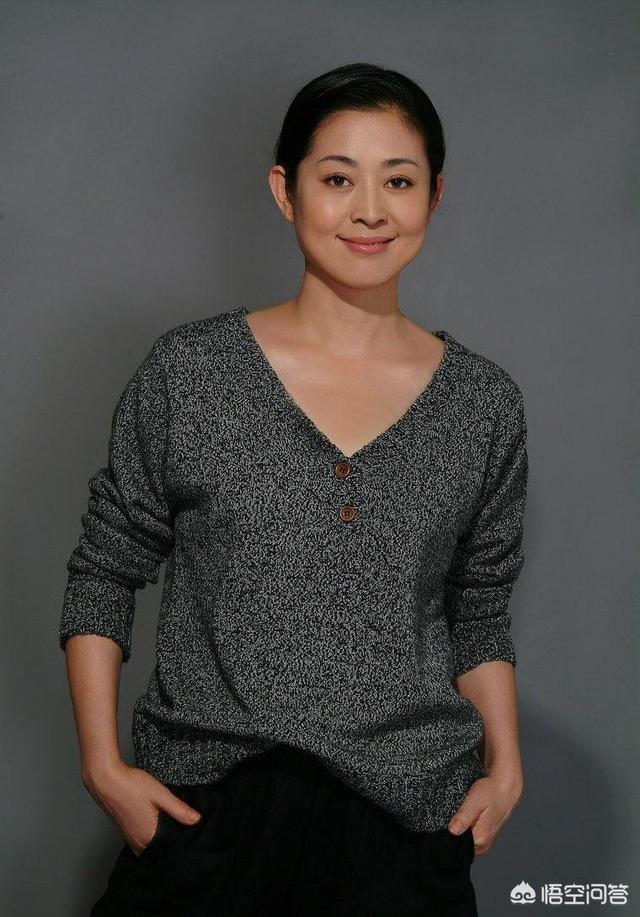 你认为中国最美的十位女主持人都有谁?