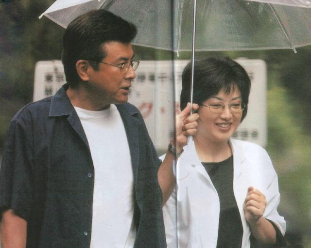 童话般的爱情：三浦友和守护山口百惠43年，从来不跟她吵架