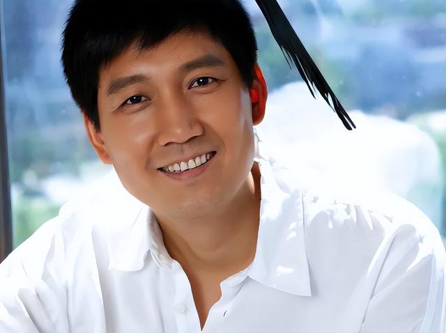 演员李崇霄离世3年后：女儿继承父业 , 越长越美 , 德国妻子却很悲催