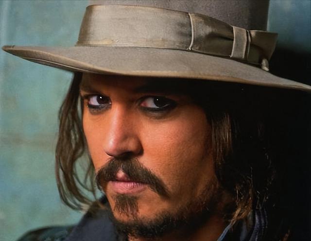 杰克船长：约翰尼·德普的精彩诠释，塑造了最具魅力的海盗角色