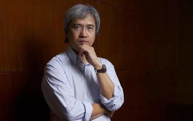 甄子丹和谢霆锋的双雄对峙,7.7分的《怒火·重案》充满港片味道