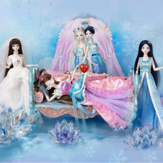 冰莲花系列娃娃曝光了，冰公主的三个造型都很美，梦公主太温柔了