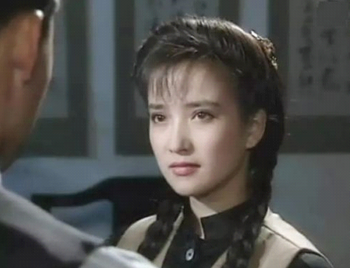 与何晴同居5年被抛弃，甩小24岁杨若兮的刘威，是个怎样的人？