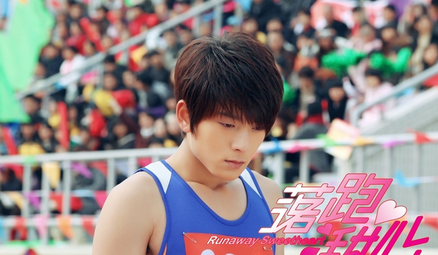 2011年的尬演神剧《落跑甜心》，傻白甜演成智障，女主被毁前程