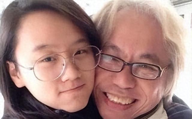 大40岁丈夫李坤城去世后，林靖恩流落街头乞讨，迎来了自己的结局