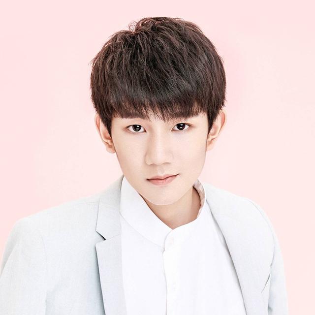 当今娱乐圈，当红明星数不胜数，快来票选谁会成为真正的常青树