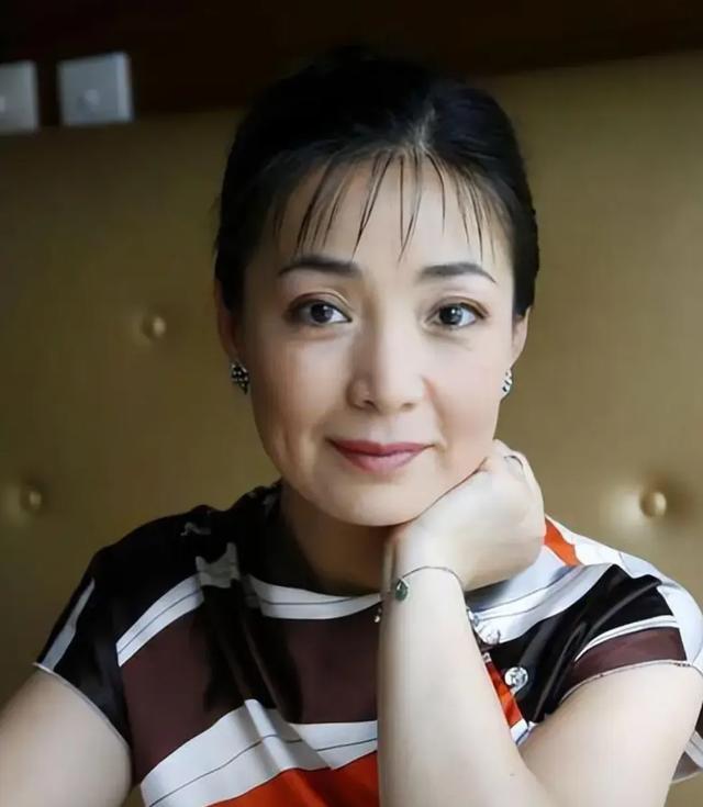 《还珠格格》皇后戴春荣：一个角色，千般滋味