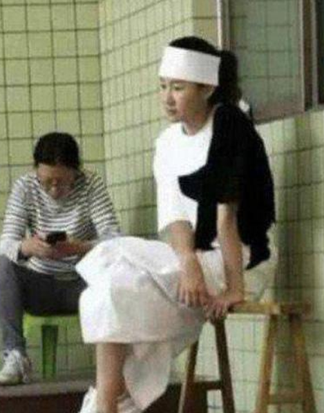 走了马蓉来了冯清，新女友黑料不断，王宝强的情史为何这么坎坷？