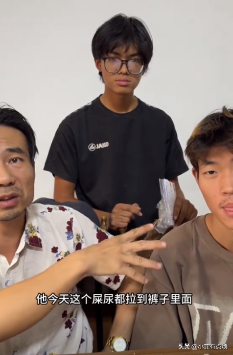 中国博主在叙利亚被囚禁5天,惨遭非人虐待,大小便竟全拉裤子里