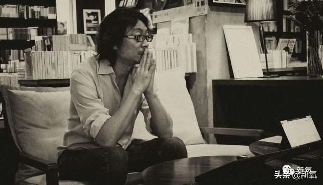 网红10年：凤姐死了李佳琦活了，薇娅直播20分钟卖出814套房