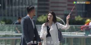 三十而已王漫妮(《三十而已》王漫妮至死不知，她喝82年拉菲、开30万豪车都是假象)