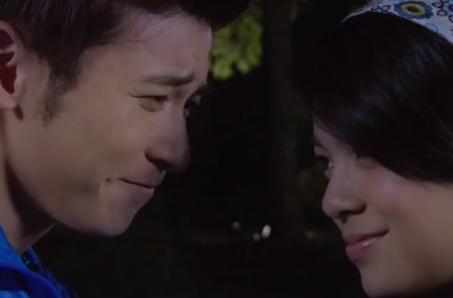 2011年的尬演神剧《落跑甜心》，傻白甜演成智障，女主被毁前程