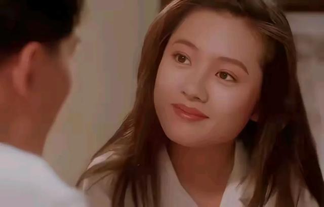 香港大尺度“三级片”《蜜桃成熟时》当年清纯的李丽珍为什么会拍