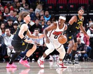 火箭队交易(真是太鸡肋了火箭为什么不在交易截止日前将锋线大将送走呢？)