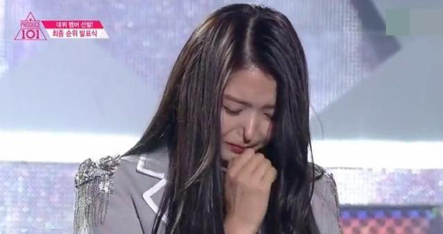 正常鼻子吸到断气都不可能达到的效果，快来看看任娜英的整容鼻子