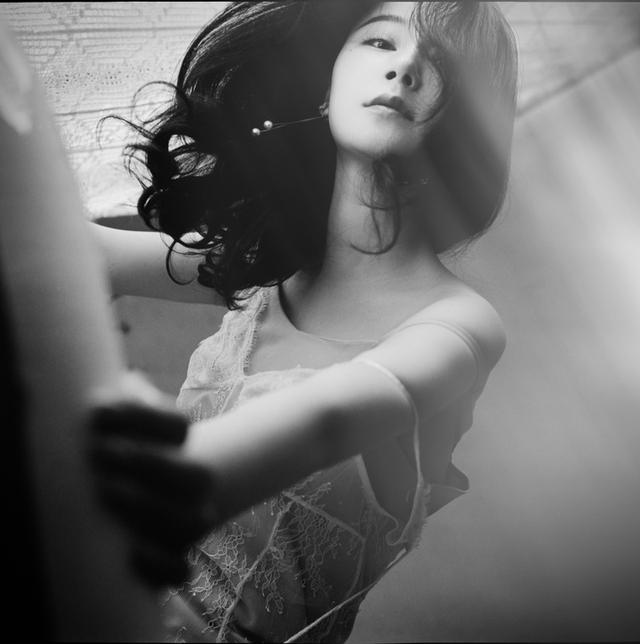 拍私房照穿不穿？脱多少？