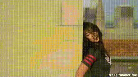 美国最年轻女议员热舞的视频火了！网友的槽点却是