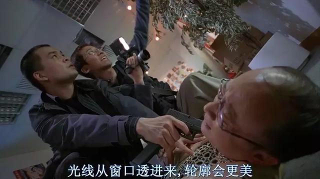 如此「特殊的服务」,这部10万人打出的8.2让人长见识了