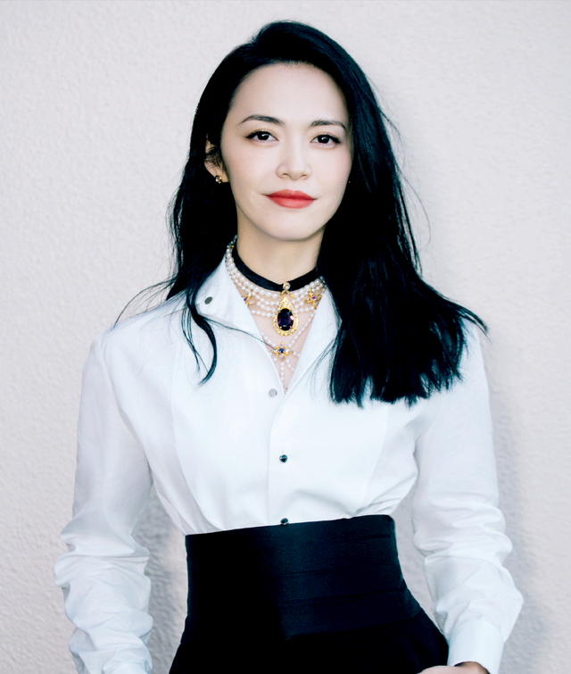 女明星们的“性丑闻”：大尺度不雅照曝光，不图钱只要刺激？