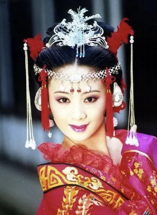 10年后再看小李琳，再婚嫁被指“吃软饭”的经超，才是正确的选择