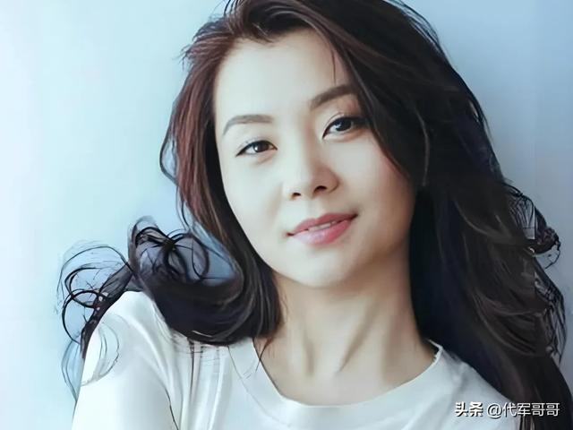 盘点50年来华语乐坛10大女歌手，你最喜欢谁？