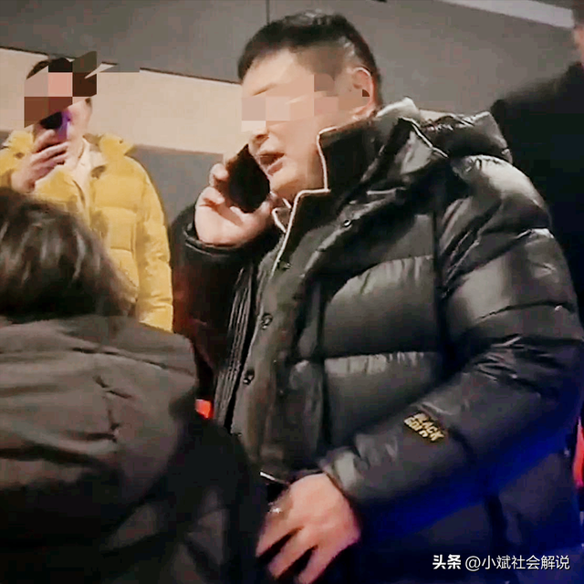 惊爆!蚌埠母子电影霸座事件后续:一场座位之争,缘何触动人心?
