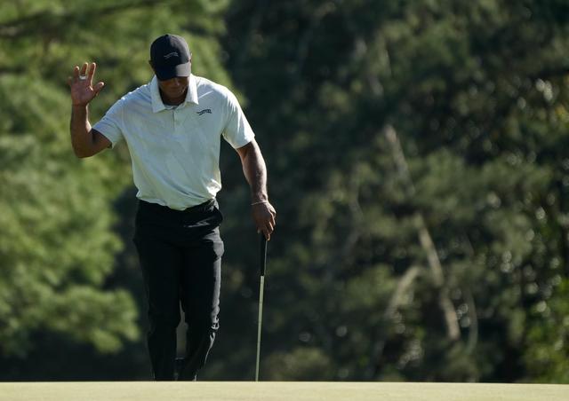 美国高尔夫球大师赛：舍夫勒一杆优势领先森川