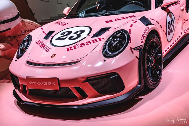 图虫人文摄影:粉红猪