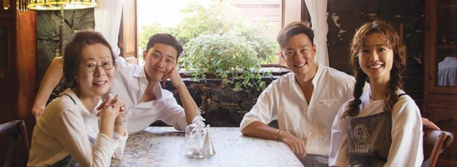 韩国“梅姨”：演情色片、被渣男伤改变命运，73岁终获最佳女配奖