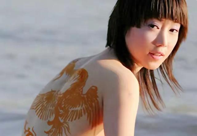 张筱雨:从东北小城到性感女神的传奇之旅