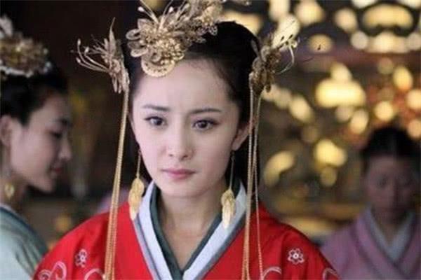 杨幂古装剧5次穿嫁衣:前4次都未嫁出去,最后一次甜的让人羡慕