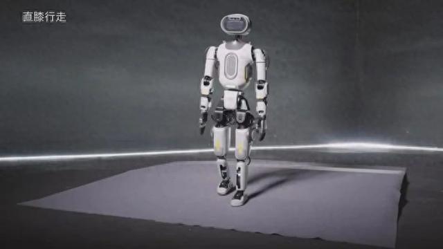 而立之年在徐汇创业逐梦，他开发了“直膝行走机器人”