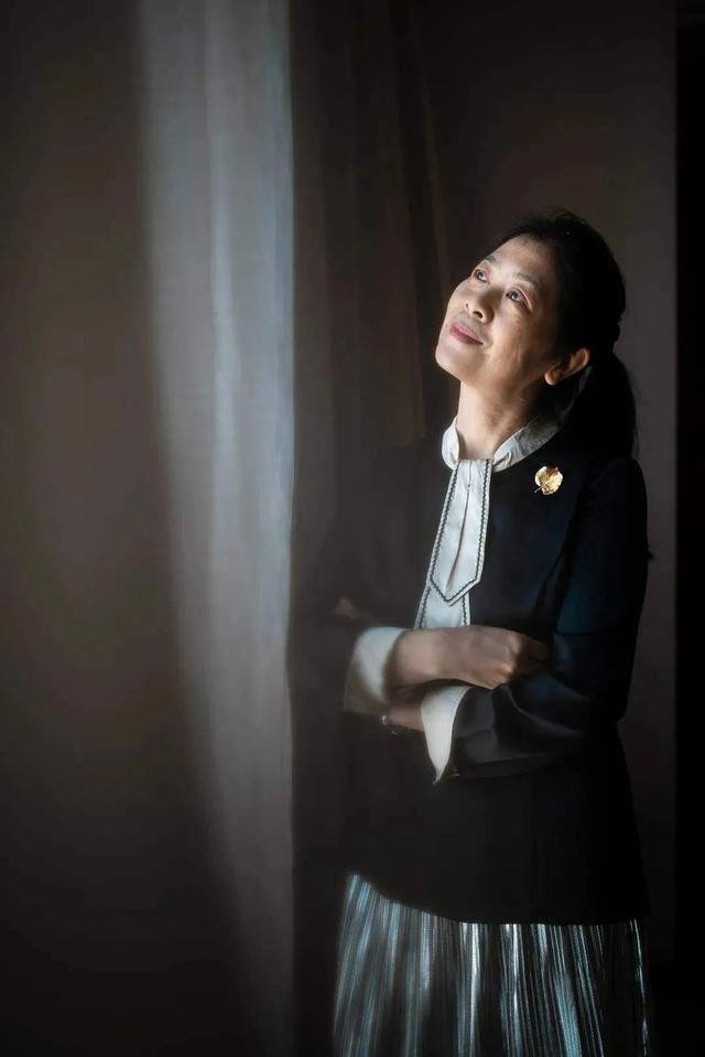 谈谈当代中国具有广泛影响力的四位女作家及她们的代表作