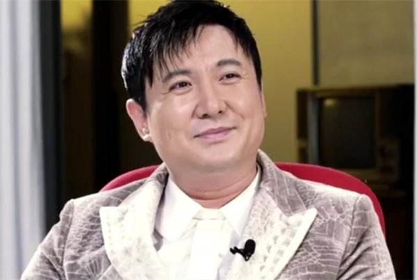 出道是小鲜肉，这6位现在都成了油腻大叔，颜值坍塌爹妈快认不出