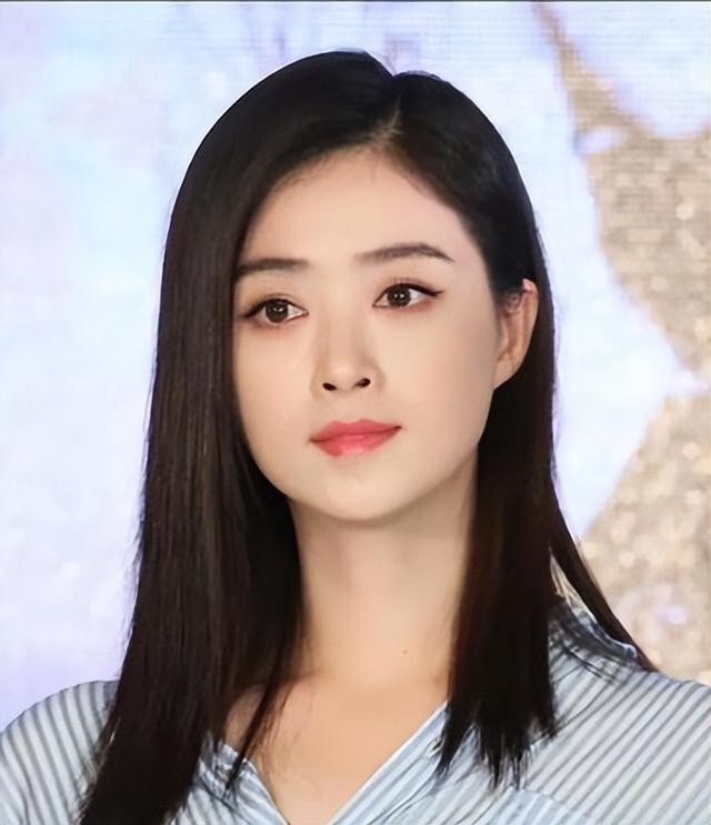 有人背景通天，有人硬刚资本？这几位女星根本不怕潜规则！