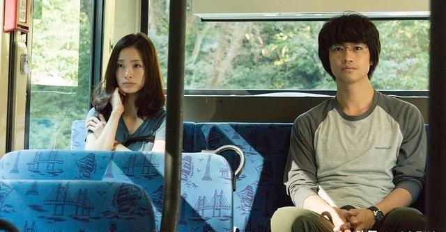 五部高分大尺度日本电影，题材丰富，脑洞大开！