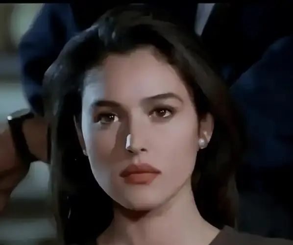 世界美女系列—地球球花—莫妮卡.贝鲁奇