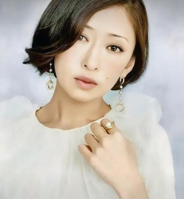 日本十位70后美熟女明星，有没有喜欢的她？