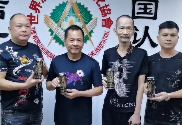 突发！“澳门教父”崩牙驹被曝禁入内地，疑为圈钱自费成立帮派