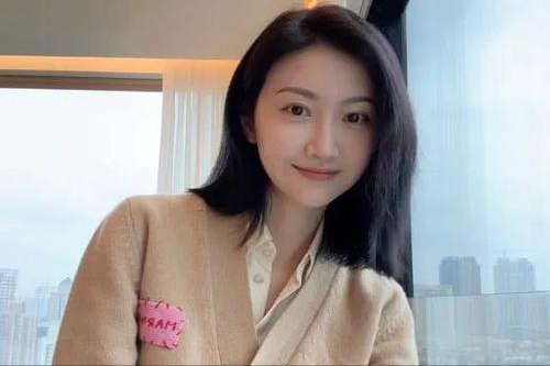 景甜复工！从《四海重明》到刑警新剧，姐姐真的拼！