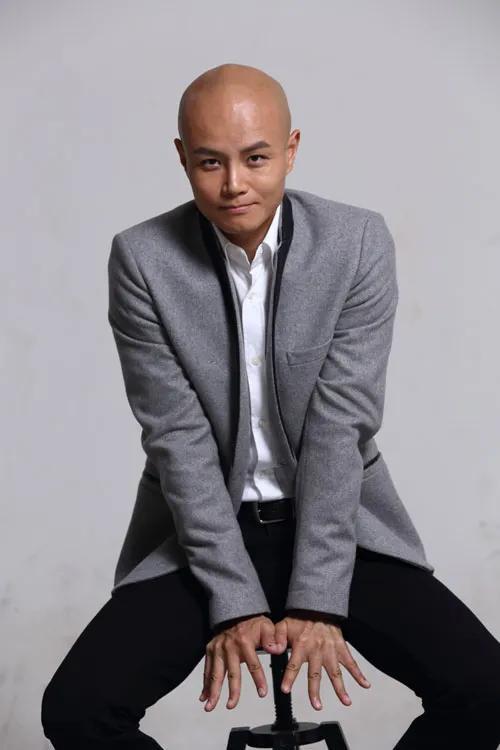 乐嘉为什么要出家为僧？