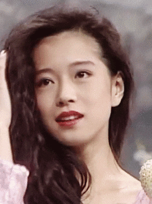 想回到昭和时代，除了穿搭，你还需要一个合适的发型