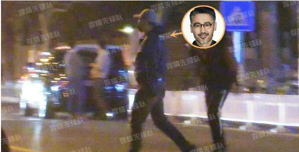 吴秀波夜间出行，衣着寒酸，网友：一手烂牌打回解放前