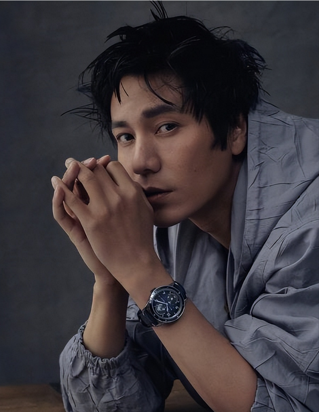 三体豆瓣评分追平狂飙，第二部播出时间曝光，罗辑和庄颜谁来演？