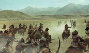 悲剧女王(古埃及的悲剧女王：从奴隶上位执政80天，死后被丢进臭水沟喂野狗)