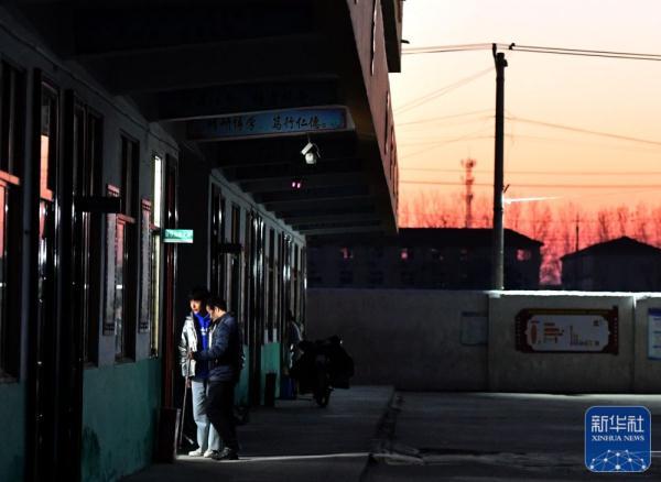 “借眼”备课27年