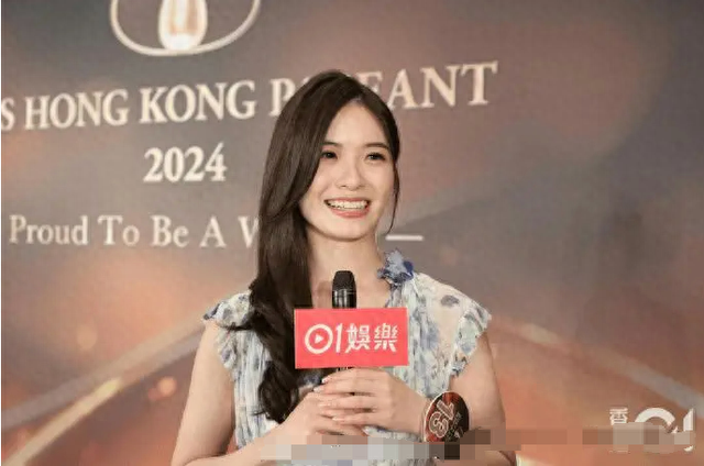 惊爆！香港小姐热门佳丽私密照流出，三点式泳装尺度惊人