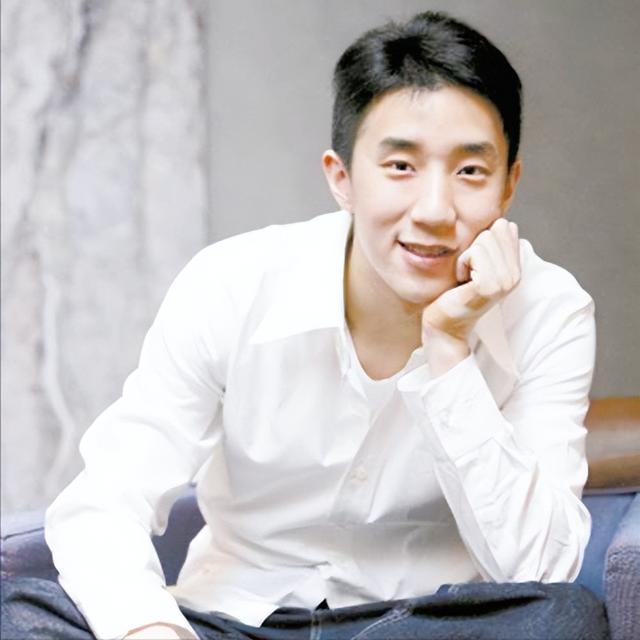 从顶流到弃子！娱乐圈吸毒明星的坠落史，谁最让人惋惜？