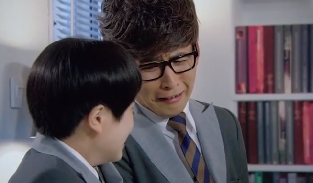 2011年的尬演神剧《落跑甜心》，傻白甜演成智障，女主被毁前程